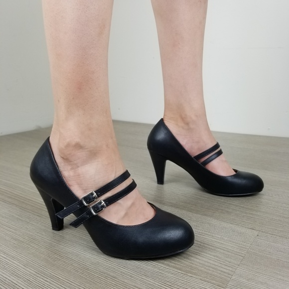 Double Buckle Faux Leather Retro Pump - Picture 4 of 6